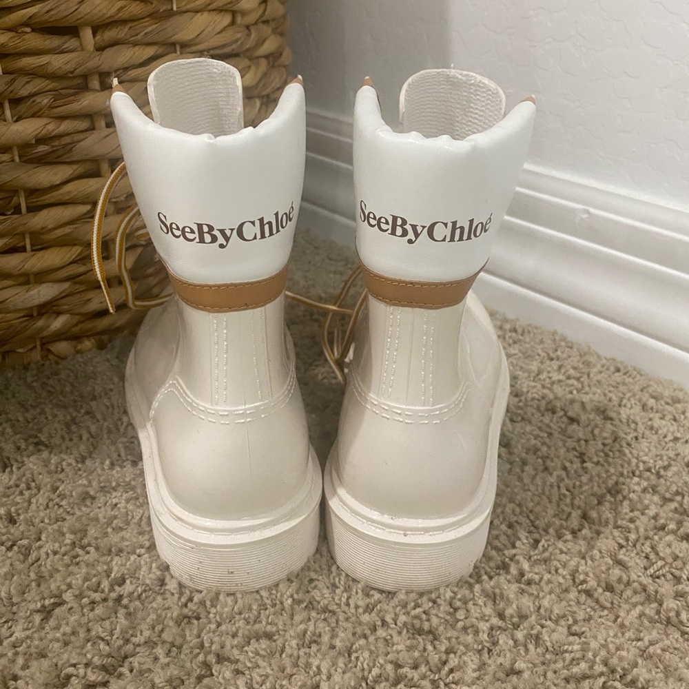Chloe White and Tan Women's Shoes